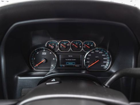 Used 2017 Chevrolet Silverado 1500 LT image 16