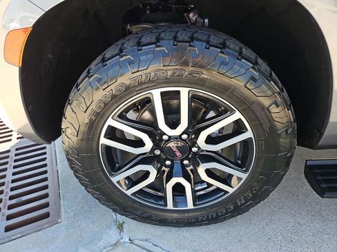 Used 2021 GMC Yukon XL AT4 w/ AT4 Premium Plus Package image 32