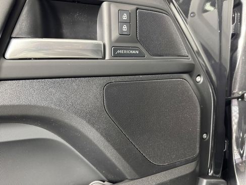 New 2025 Land Rover Defender 130 S image 23