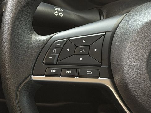 Used 2024 Nissan Kicks SV image 14