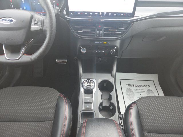 Used 2024 Ford Escape ST-Line w/ Tech Pack #1 AWD/4WD image 39