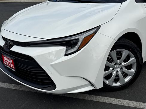 New 2026 Toyota Corolla LE image 3