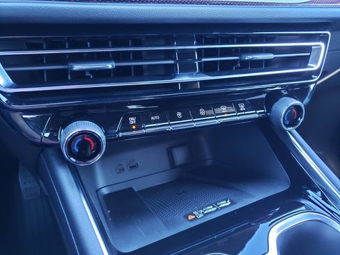 New 2026 Chevrolet Traverse Z71 w/ Driver Confidence Package image 22