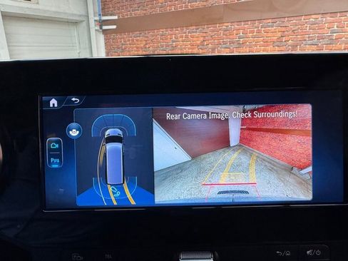 Used 2025 Mercedes-Benz Sprinter 2500 image 19