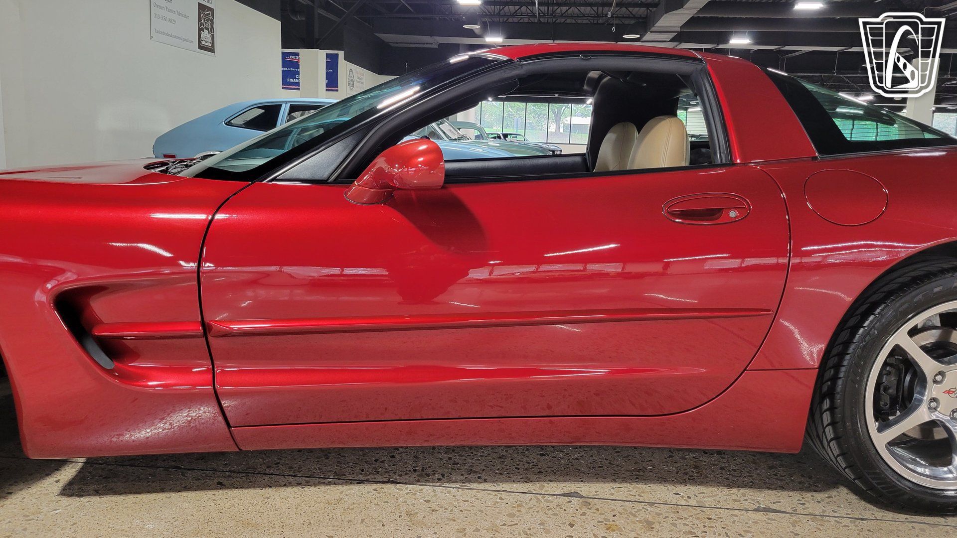 Used 1999 Chevrolet Corvette Coupe RWD image 25