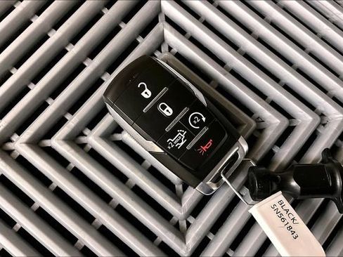 Used 2025 RAM 1500 Laramie image 11