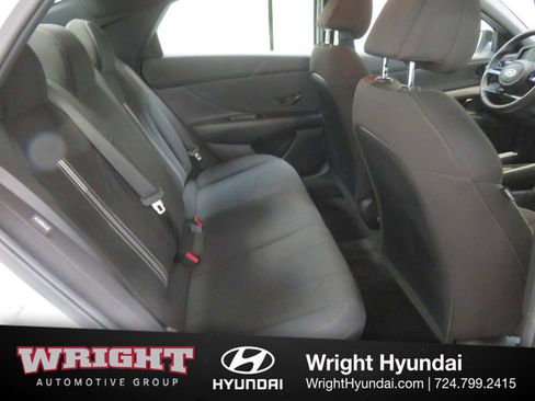 Certified 2025 Hyundai Elantra Sport image 16