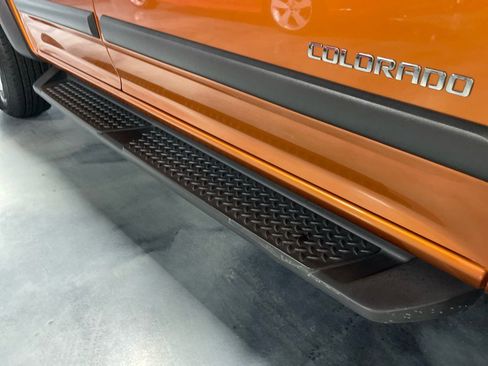 Used 2005 Chevrolet Colorado LS image 21