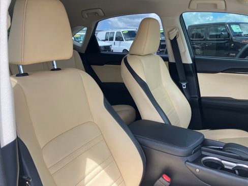 Used 2017 Lexus NX 200t FWD image 23