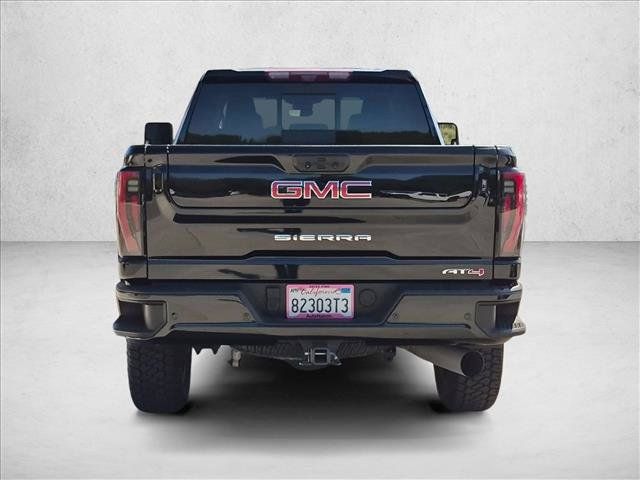Used 2024 GMC Sierra 2500 AT4 w/ AT4 Premium Plus Package AWD/4WD image 6