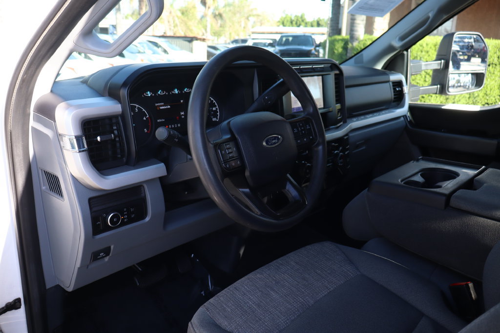 Used 2024 Ford F350 XLT AWD/4WD image 22
