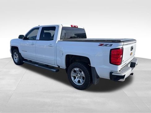 Used 2018 Chevrolet Silverado 1500 LT w/ All Star Edition AWD/4WD image 3