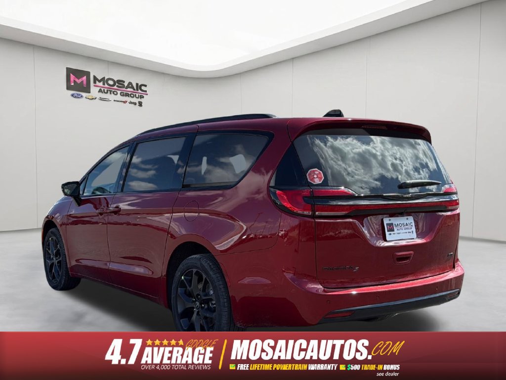 New 2026 Chrysler Pacifica Select w/ S Appearance Package AWD/4WD image 5