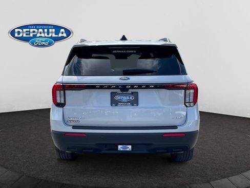 Certified 2025 Ford Explorer Active AWD/4WD image 5