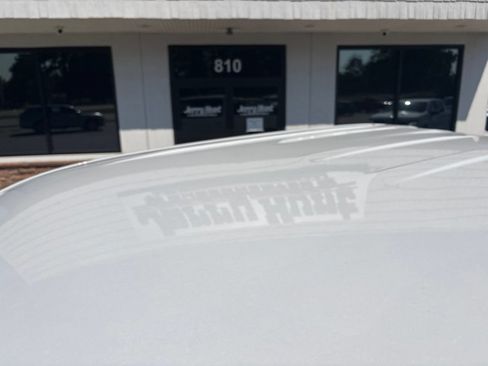 Used 2025 Chevrolet Silverado 2500 LT w/ Convenience Package AWD/4WD image 11