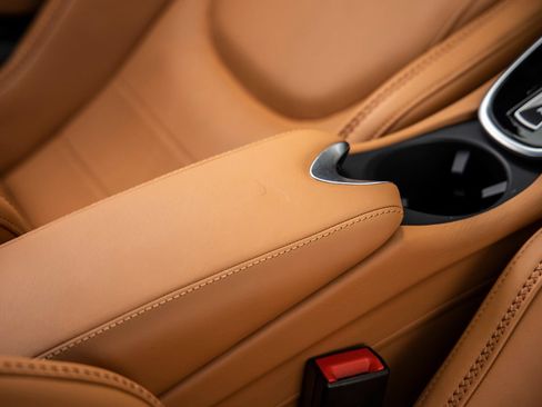 Used 2023 McLaren GT RWD image 44