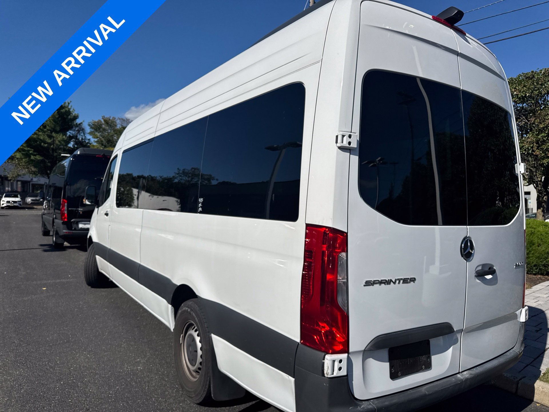 Used 2025 Mercedes-Benz Sprinter 2500 image 6