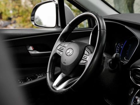 Used 2019 Hyundai Santa Fe SEL image 24