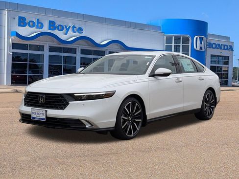 New 2026 Honda Accord Touring image 7