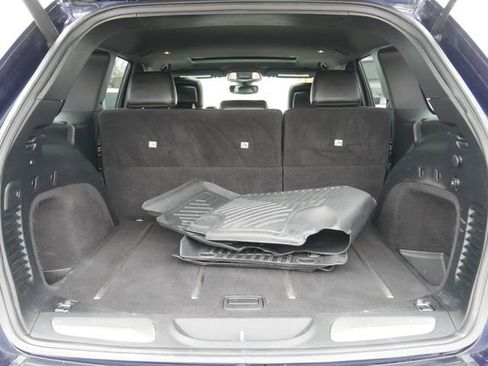 Used 2017 Jeep Grand Cherokee Limited image 10