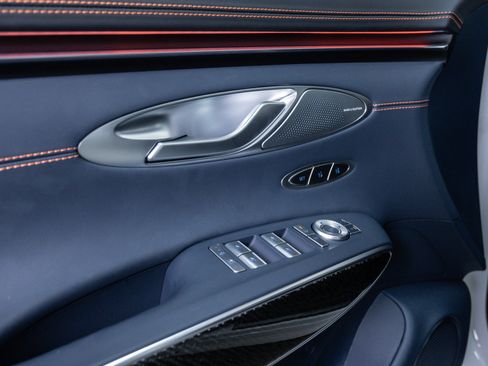 New 2026 Genesis GV70 3.5T Sport Prestige AWD/4WD image 18