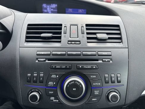 Used 2012 MAZDA MAZDA3 i Touring image 21