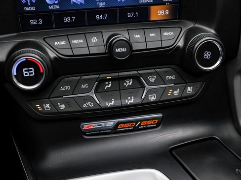 Used 2016 Chevrolet Corvette Z06 w/ 2LZ Preferred Equipment Group image 73
