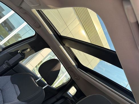 Used 2026 Nissan Kicks SV w/ SV Premium Package FWD image 31