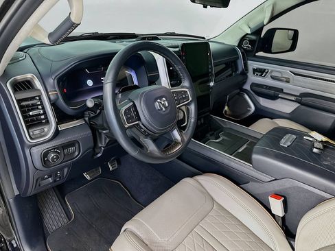 Used 2025 RAM 1500 Tungsten AWD/4WD image 29