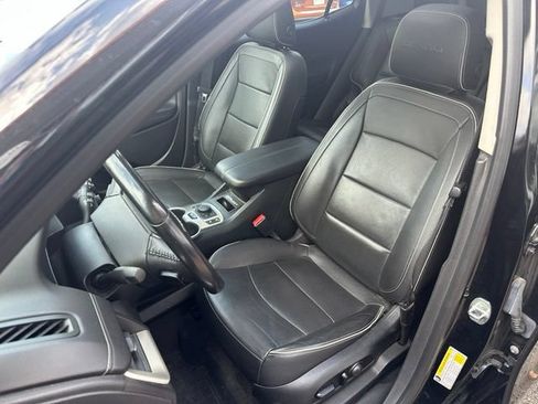 Used 2020 GMC Terrain Denali w/ Denali Premium Package AWD/4WD image 9