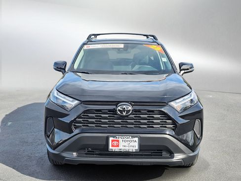 Used 2025 Toyota RAV4 XLE w/ Convenience Package image 7