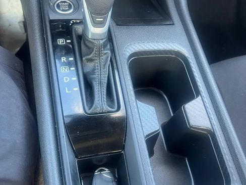 Used 2025 Nissan Sentra S FWD image 11