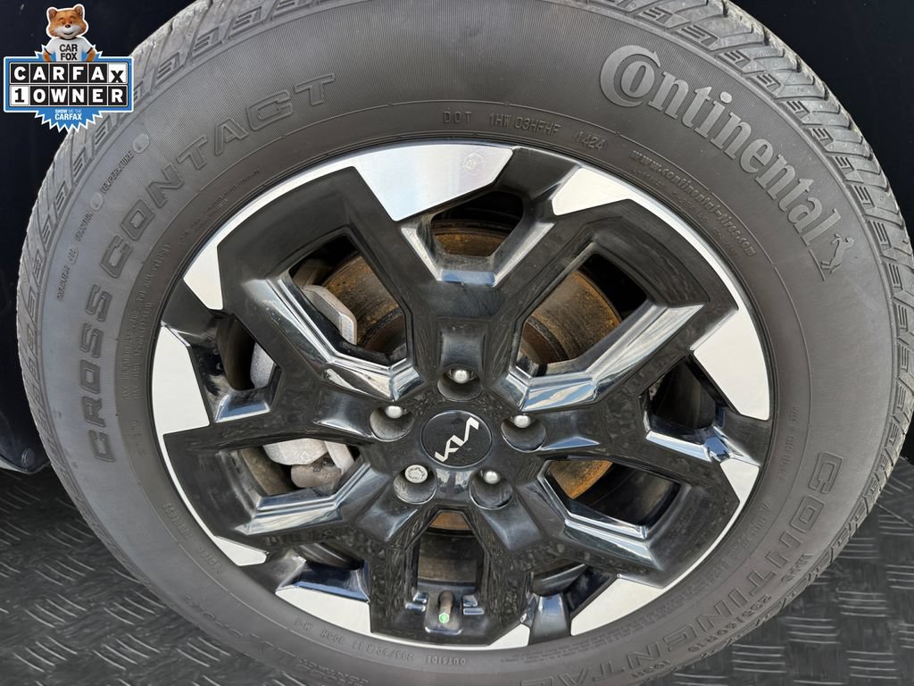 Certified 2025 Kia Sorento S w/ Panoramic Sunroof Package FWD image 22