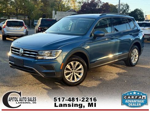 Used 2018 Volkswagen Tiguan SE w/ Panoramic Sunroof Package image 4