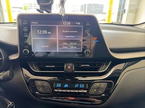 Certified 2020 Toyota C-HR LE FWD image 11