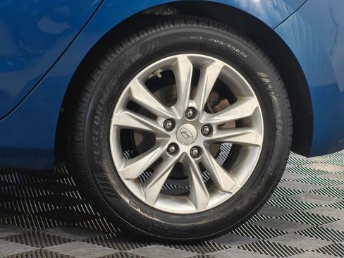Used 2014 Hyundai Elantra GT FWD image 29