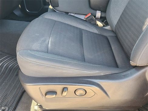 Used 2023 Chevrolet Silverado 1500 LT image 23