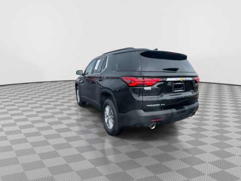 Used 2023 Chevrolet Traverse LT image 7