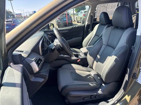 Used 2024 Subaru Outback Onyx Edition XT AWD/4WD image 10