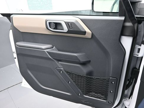 New 2026 Ford Bronco Big Bend w/ Black Diamond Package AWD/4WD image 8