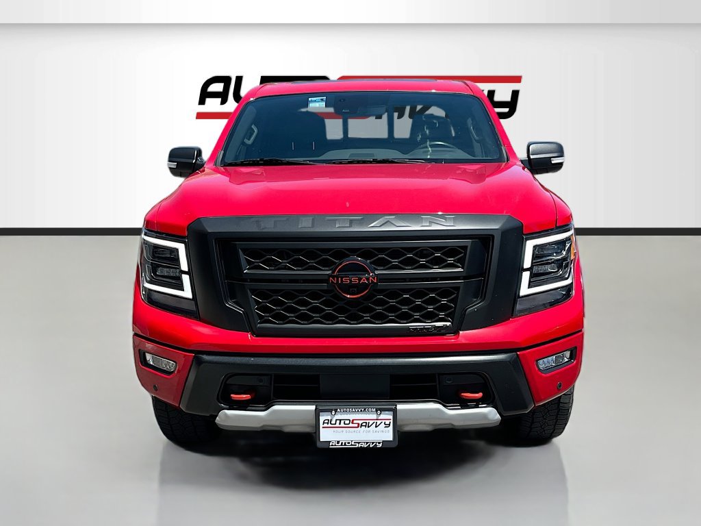 Used 2024 Nissan Titan PRO-4X w/ Pro-4x Convenience Package AWD/4WD image 2