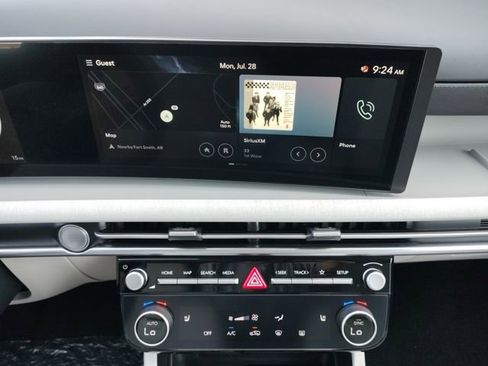 New 2025 Hyundai Tucson SEL FWD image 13