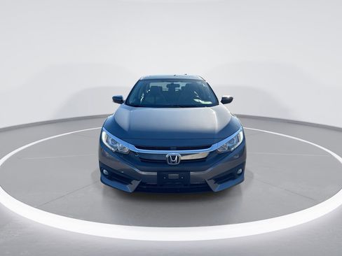 Used 2018 Honda Civic EX-T image 3