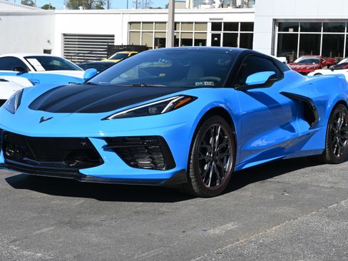 Used 2023 Chevrolet Corvette 2LT w/ Z51 Performance Package image 11