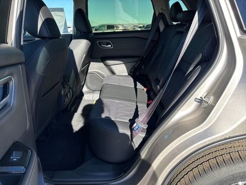 New 2026 Nissan Rogue Platinum w/ Platinum Premium Package image 25