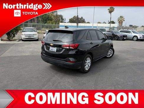 Used 2024 Chevrolet Equinox LS FWD image 4