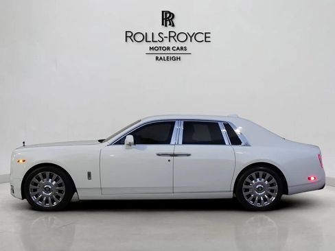 Used 2021 Rolls-Royce Phantom Sedan image 4