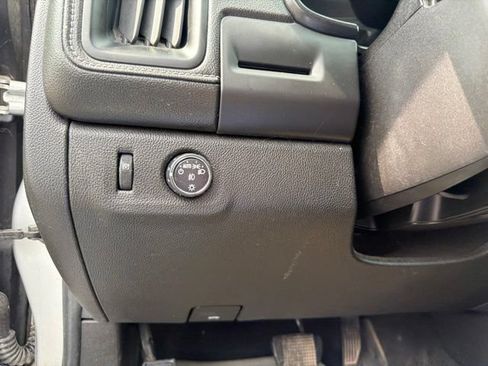 Used 2016 GMC Canyon SLT w/ Driver Alert Package RWD image 20