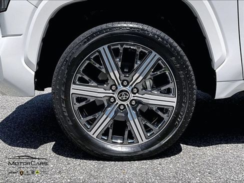 Used 2023 Toyota Tundra Capstone AWD/4WD image 9