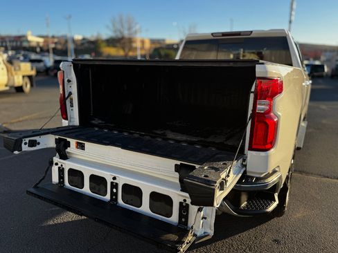 Certified 2022 Chevrolet Silverado 1500 LTZ w/ LTZ Premium Package image 20